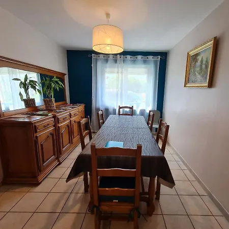 Grand Equipe A La Ferme, Ideal Pour Familles Et Amis, Avec Terrasse Et Proche De Loisirs - Fr-1-584-295 Ferienhaus