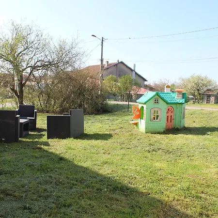 Grand Equipe A La Ferme, Ideal Pour Familles Et Amis, Avec Terrasse Et Proche De Loisirs - Fr-1-584-295 *